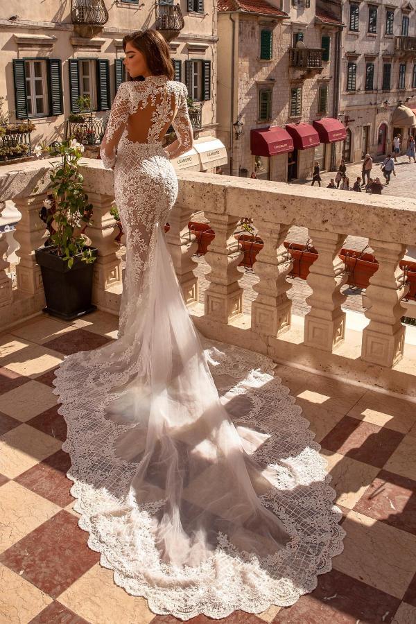 Long Sleeve Mermaid Lace Wedding Dress Online