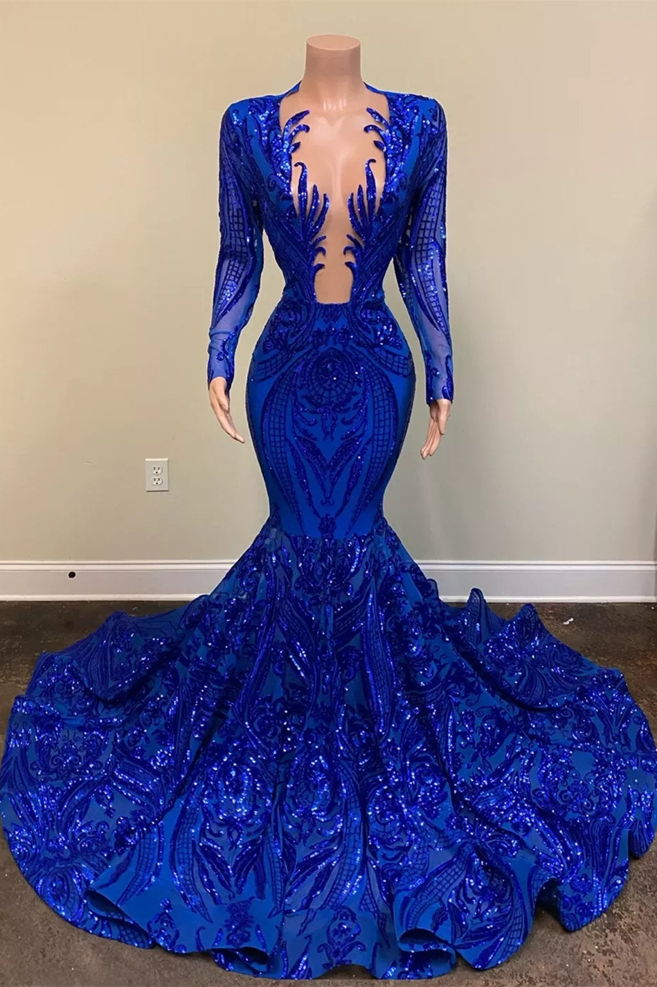 Long Sleeves Royal Blue Prom Dress Mermaid Sequins V-Neck