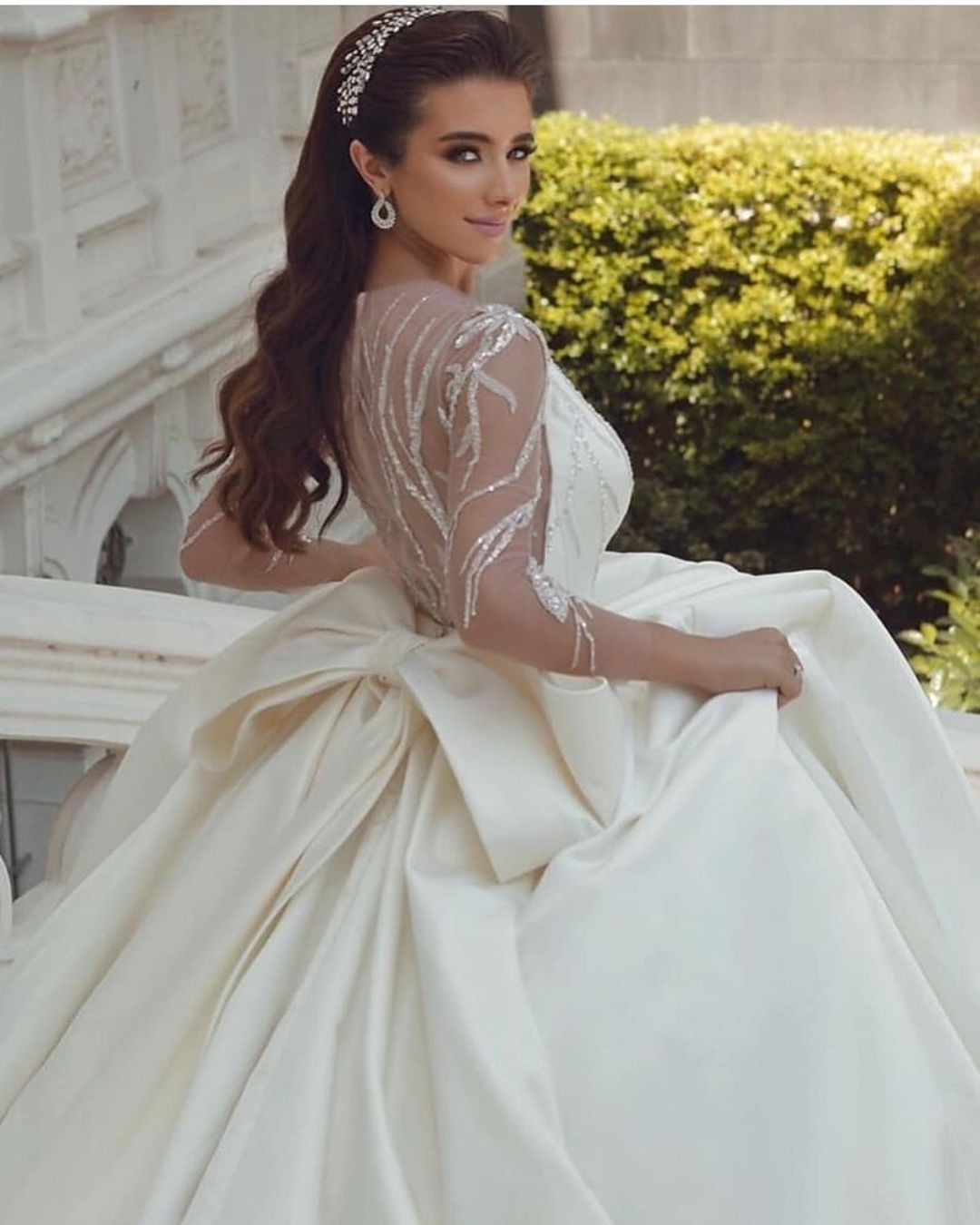 Long Sleeves V-Neck Ball Gown Satin Wedding Dress With Sequins