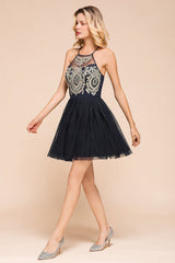Lovely Halter Tulle Short Prom Dress Lace Appliques Homecoming Dress Online