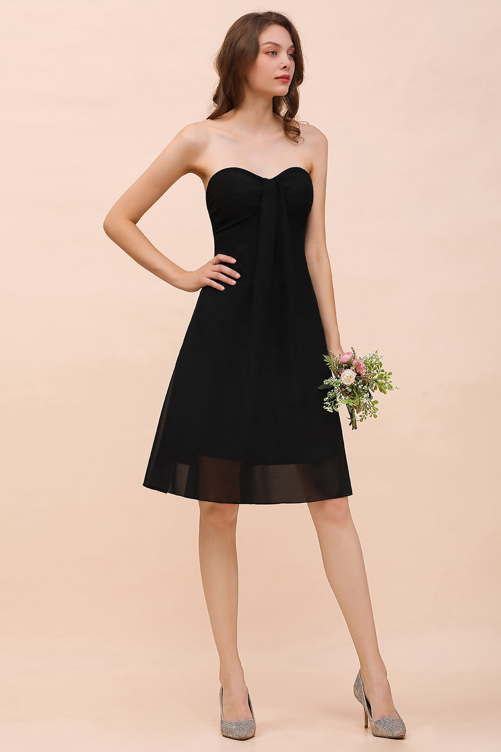 Lovely Strapless Sweetheart Ruffle Short Black Bridesmaid Dress Affordable