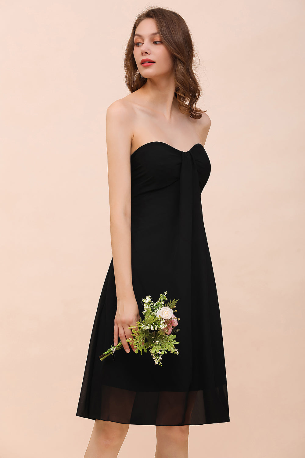 Lovely Strapless Sweetheart Ruffle Short Black Bridesmaid Dress Affordable