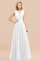 Modest Dark Green Long Bridesmaid Dress Deep V-Neck Chiffon Maid of Honor Dress