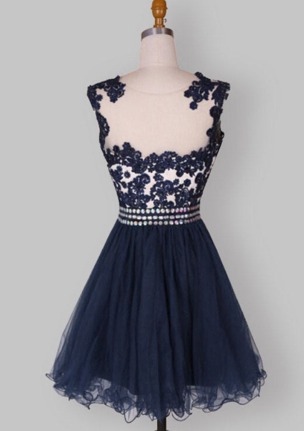 Organza Homecoming Dress with Crystal Applique - A-Line/Princess Sleeveless Scoop Neck Short/Mini