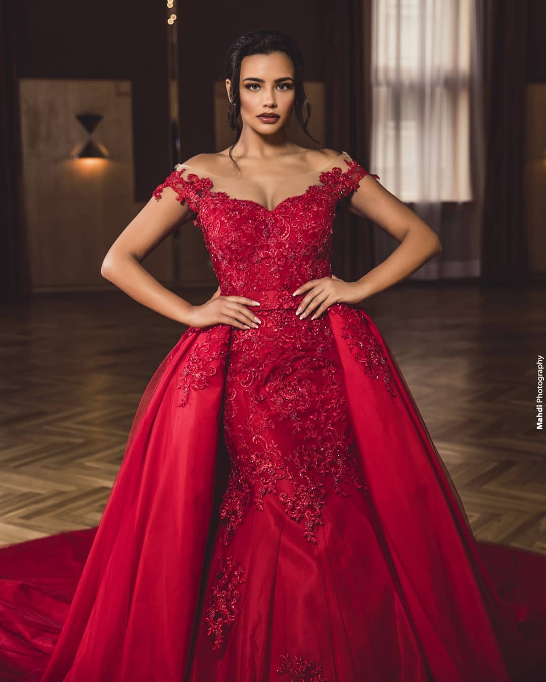 Red Off-the-Shoulder Prom Dress Lace Appliques With Overskirt