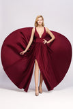 Sexy Deep V-Neck Sleeveless Bridesmaid Dress Burgundy Chiffon Wedding Party Dress