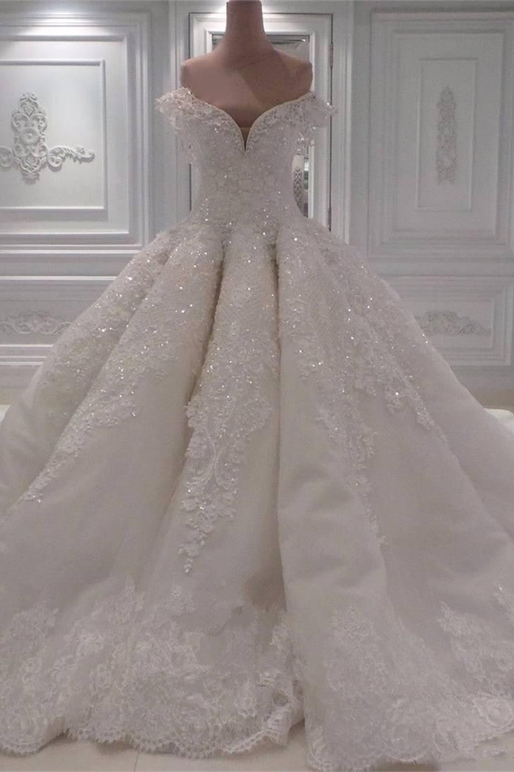 Sexy Off-the-shoulder A-line Lace Wedding Dresses White Ruffles Bridal Gowns With Appliques Online