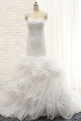 Sexy Sleeveless Straps Ruffles Wedding Dresses With Appliques White Mermaid Satin Bridal Gowns Online