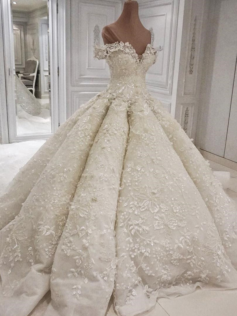 Sexy V-neck Off-the-shoulder White Wedding Dresses With Appliques A-line Ruffles Bridal Gowns On Sale