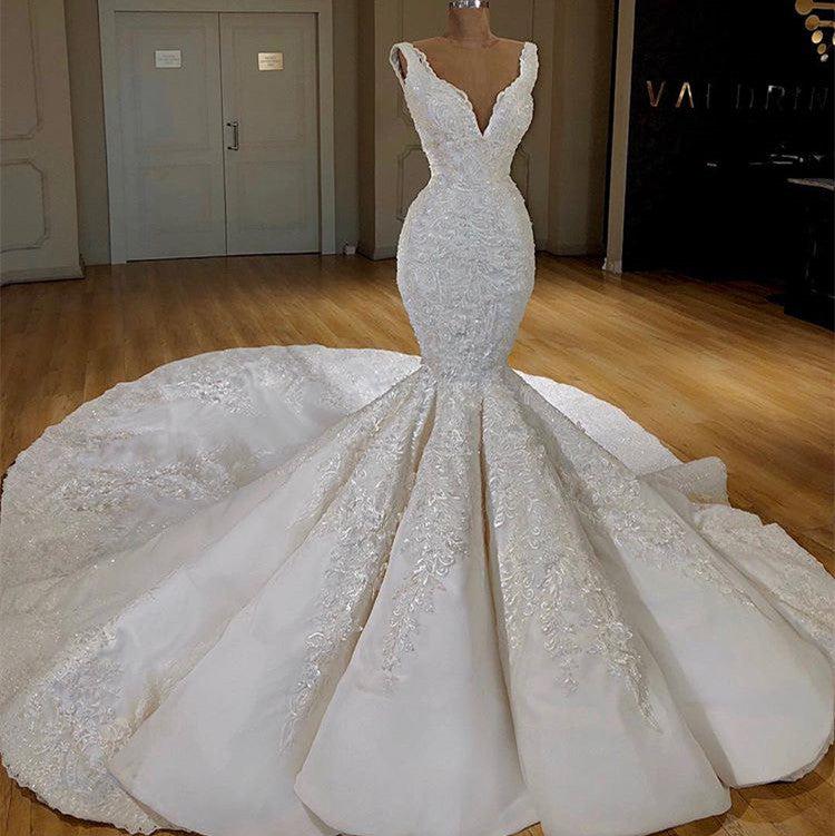 Sexy White Mermaid Ruffles Wedding Dresses Straps Sleeveless V-neck Bridal Gowns With Appliques Online