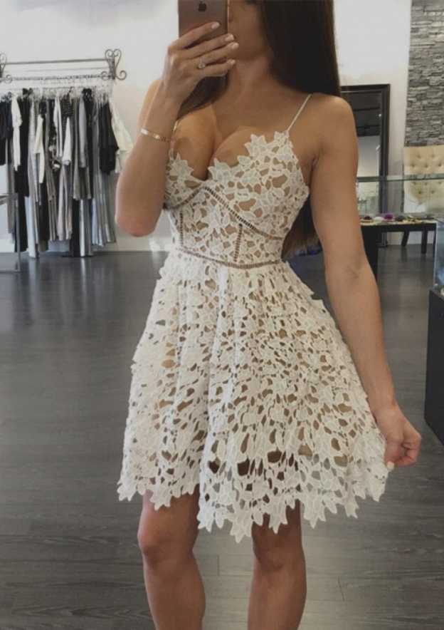 Short Lace A-Line Sweetheart Homecoming Dress