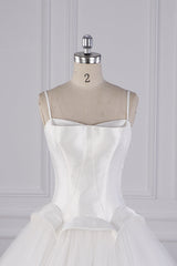 Simple Spaghetti Straps Satin Wedding Dress Tulle Ruffles Sleeveless Bridal Gowns Onlien