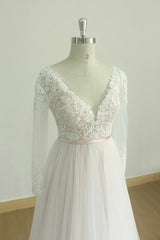Stylish Longsleeves V-neck Tulle Wedding Dress White Appliques A-line Bridal Gowns On Sale