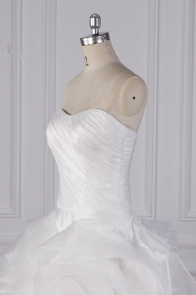 Stylish Organza Strapless White Wedding Dress Ruffles Sleeveless Bridal Gowns On Sale