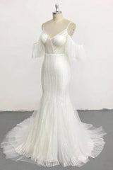 Stylish Sleeveless V-Neck Ivory Wedding Dresses Spaghetti Straps Pearls Bridal Gowns On Sale