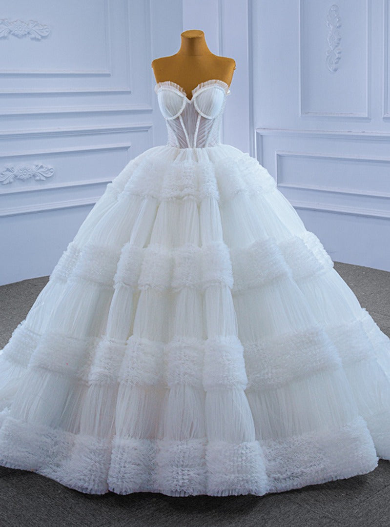 Sweetheart Tulle Ball Gown Wedding Dress Sleeveless