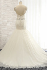 Unique Ivory Straps Mermaid Wedding Dresses Tulle Ruffles Sequins Bridal Gowns Online