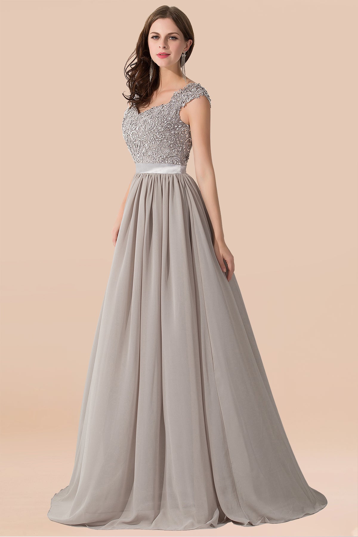 Vintage Silver Sleeveless Long Bridesmaid Dress With Appliques